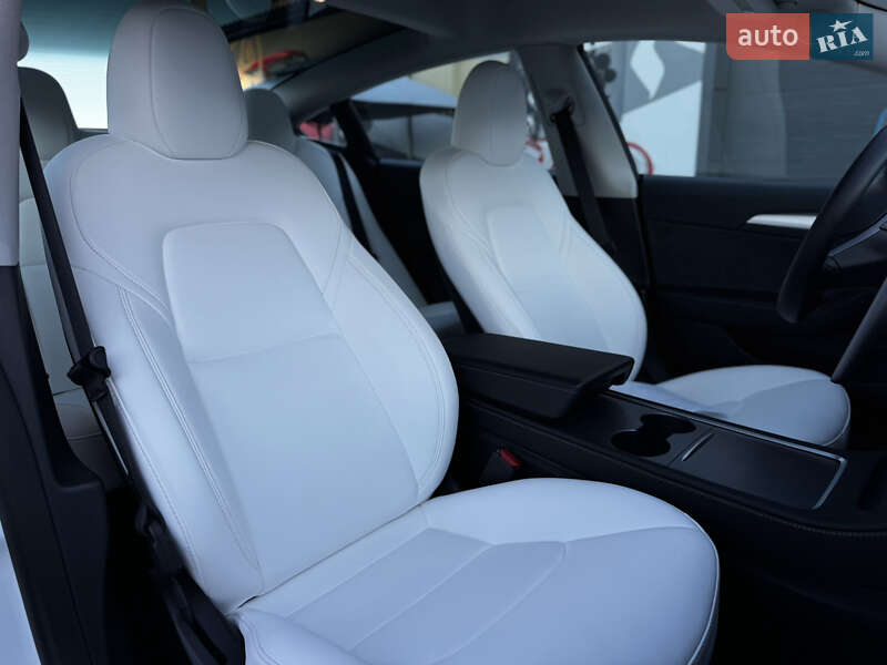 Седан Tesla Model 3 2023 в Житомире фото 45 Седан Tesla Model 3 2023 в Житомире