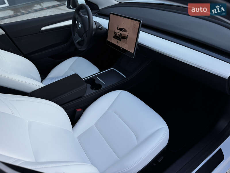 Седан Tesla Model 3 2023 в Житомире фото 43 Седан Tesla Model 3 2023 в Житомире