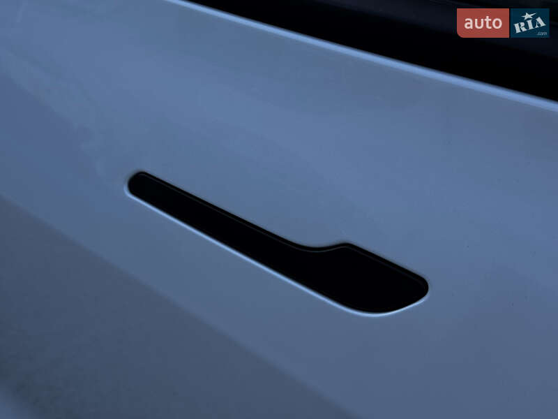 Седан Tesla Model 3 2023 в Житомире фото 49 Седан Tesla Model 3 2023 в Житомире