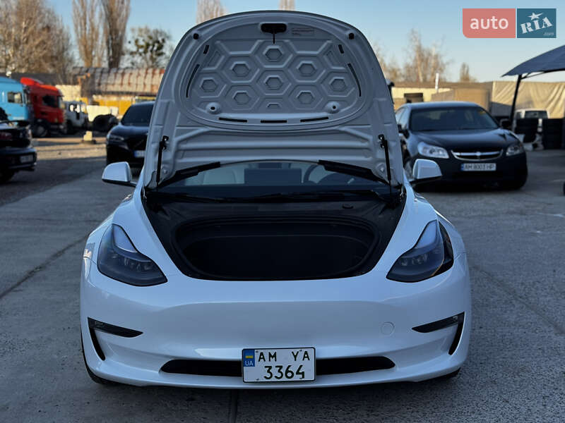 Седан Tesla Model 3 2023 в Житомире фото 52 Седан Tesla Model 3 2023 в Житомире