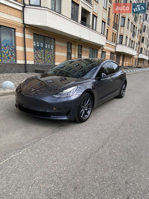 Седан Tesla Model 3 2021 в Харкові