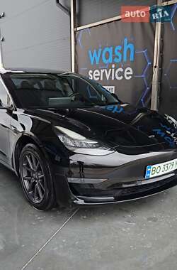 TESLA MODEL 3 2019
