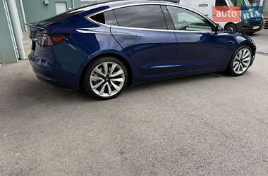 Седан Tesla Model 3 2018 в 