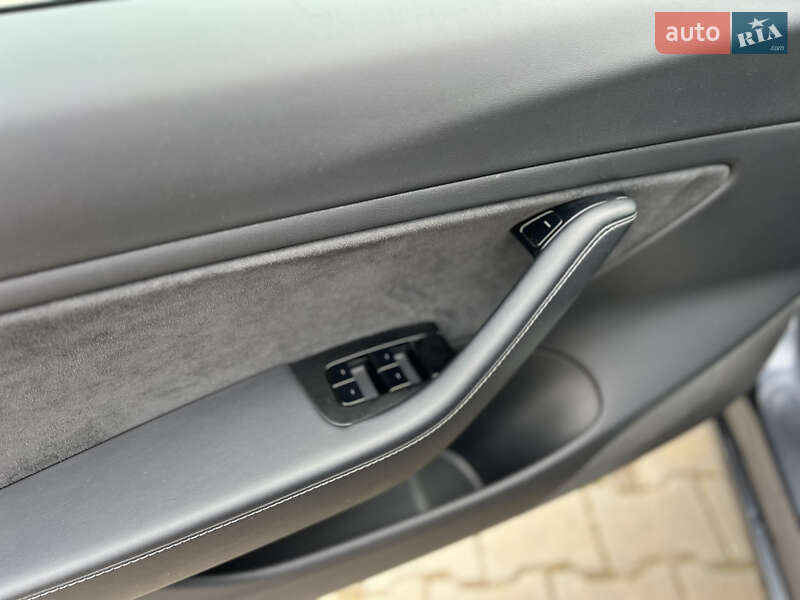 Седан Tesla Model 3 2018 в Одессе фото 21 Седан Tesla Model 3 2018 в Одессе