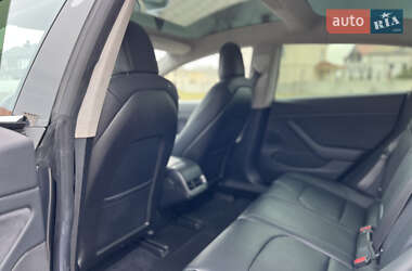 Седан Tesla Model 3 2018 в 