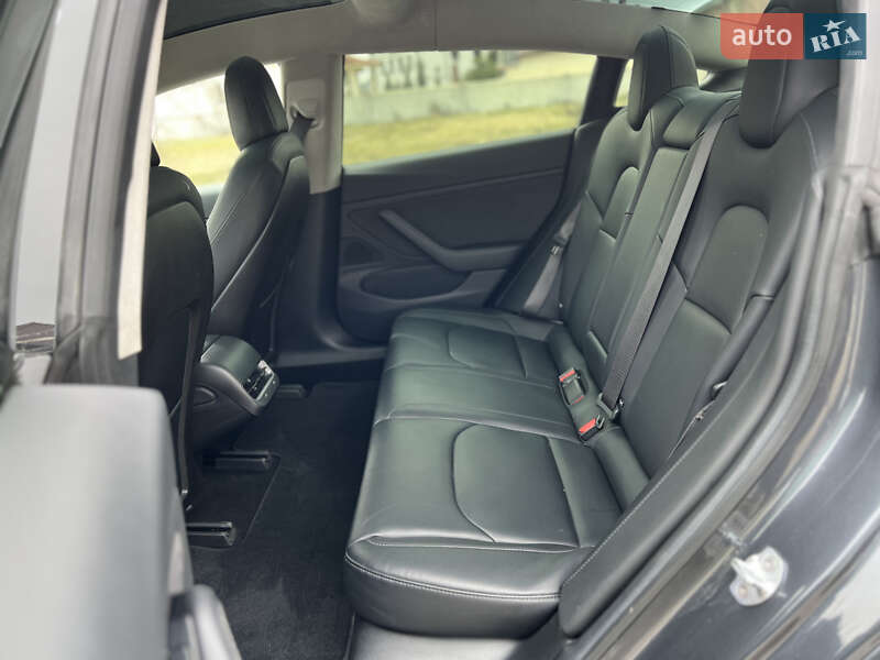 Седан Tesla Model 3 2018 в Одессе фото 35 Седан Tesla Model 3 2018 в Одессе
