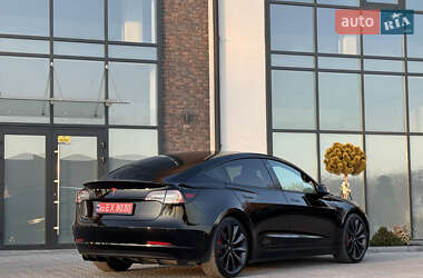 Седан Tesla Model 3 2019 в 