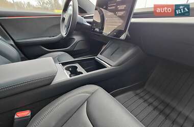 Седан Tesla Model 3 2024 в 