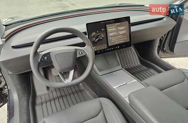 Седан Tesla Model 3 2024 в 