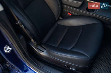 Седан Tesla Model 3 2023 в 