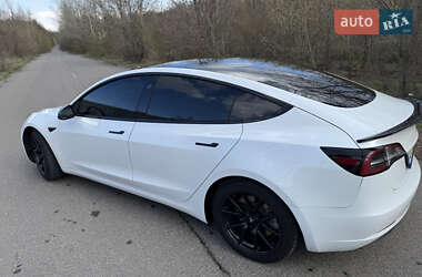 Седан Tesla Model 3 2019 в 