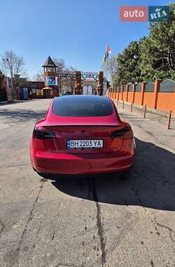 Седан Tesla Model 3 2019 в 