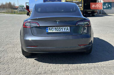Седан Tesla Model 3 2018 в 