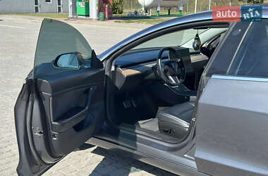 Седан Tesla Model 3 2018 в 