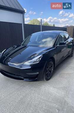 Седан Tesla Model 3 2019 в 