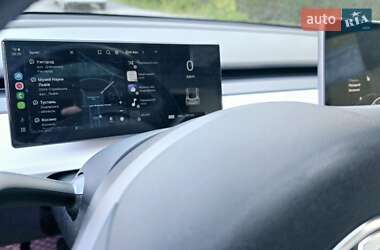 Седан Tesla Model 3 2018 в 