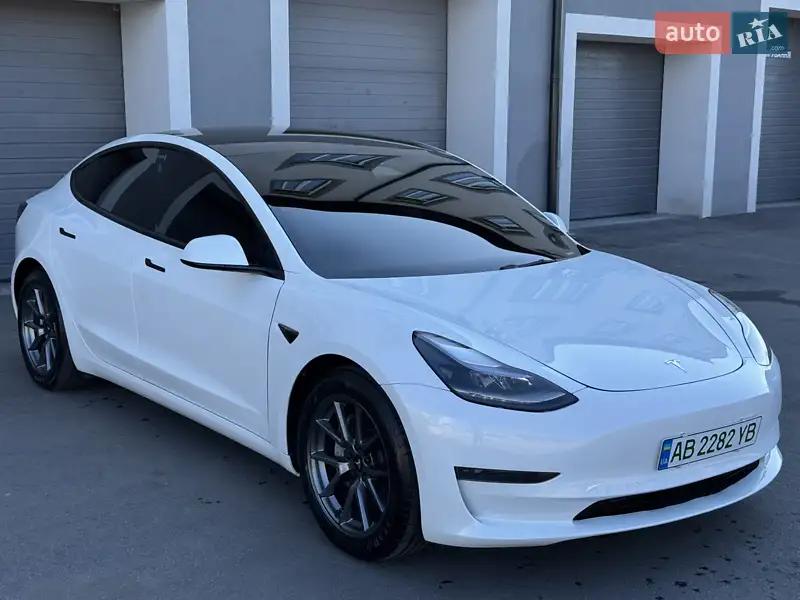 Tesla Model 3 2021