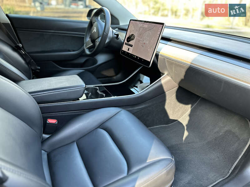 Седан Tesla Model 3 2019 в Трускавце фото 20 Седан Tesla Model 3 2019 в Трускавце