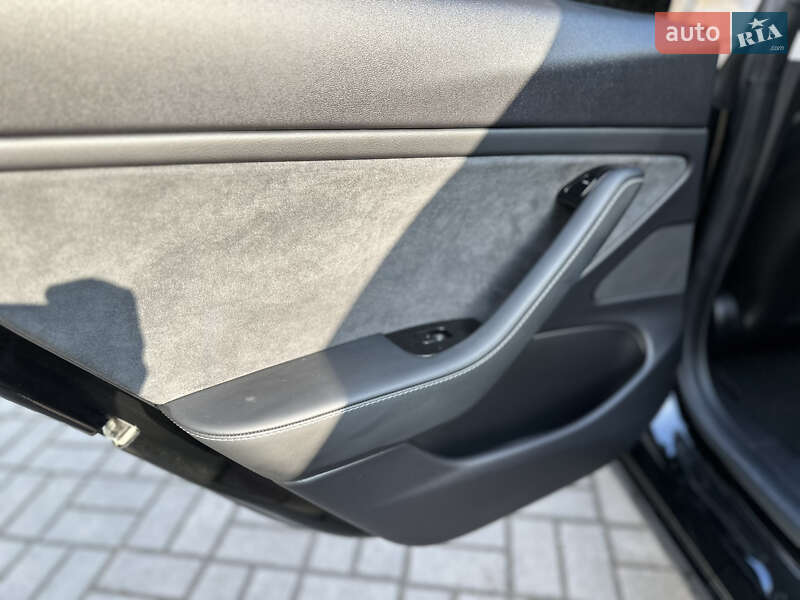 Седан Tesla Model 3 2019 в Трускавце фото 29 Седан Tesla Model 3 2019 в Трускавце
