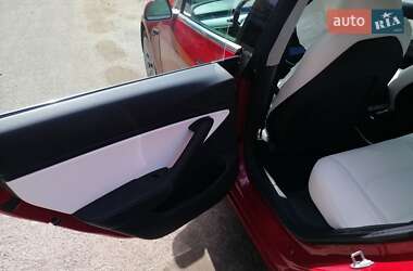 Седан Tesla Model 3 2018 в 