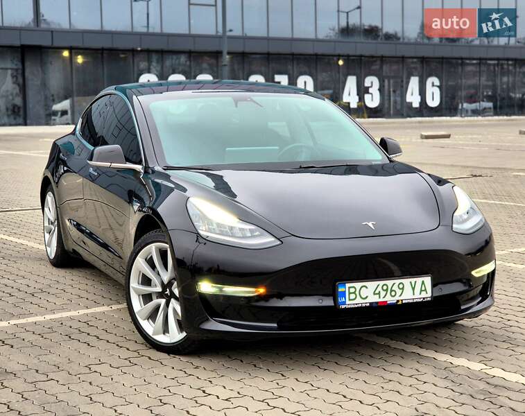 Tesla Model 3 2018 Tesla Model 3 2018