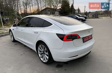 Седан Tesla Model 3 2019 в 