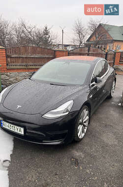 Седан Tesla Model 3 2019 в 