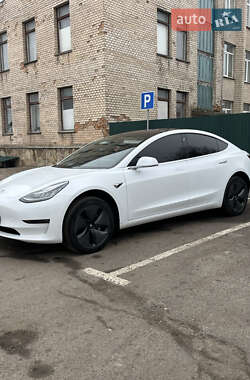 Седан Tesla Model 3 2018 в 