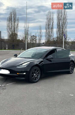 Седан Tesla Model 3 2018 в 