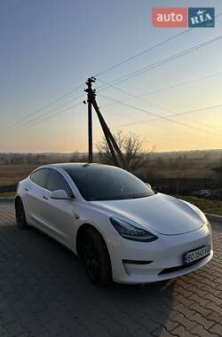 Седан Tesla Model 3 2019 в 