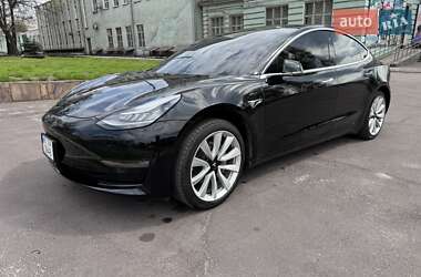 Седан Tesla Model 3 2018 в 