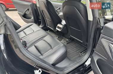 Седан Tesla Model 3 2018 в 