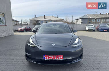 Седан Tesla Model 3 2018 в 