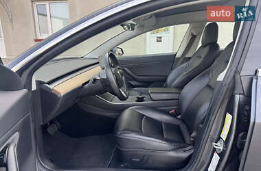 Седан Tesla Model 3 2018 в 
