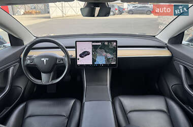 Седан Tesla Model 3 2018 в 