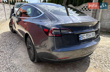 Седан Tesla Model 3 2018 в 