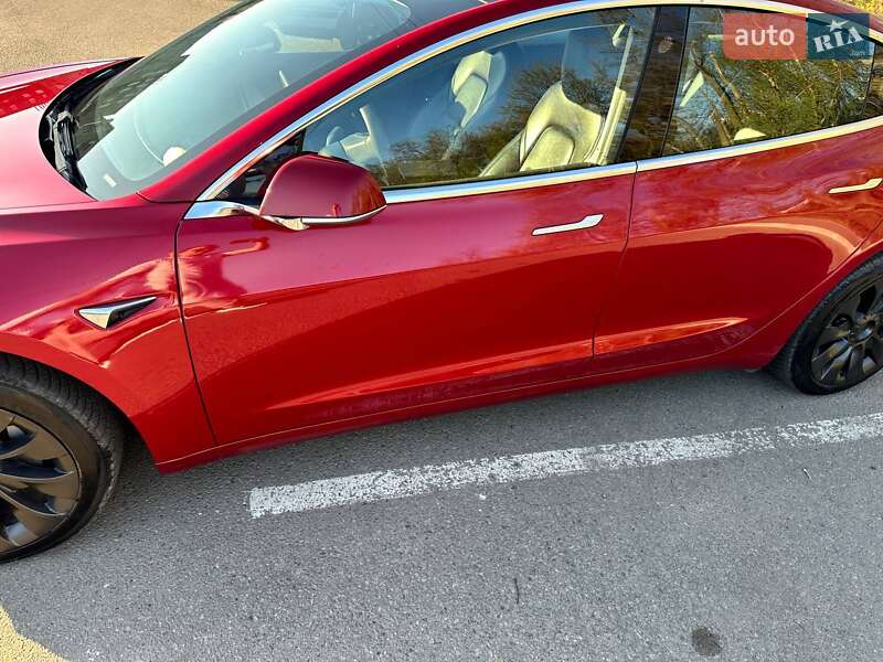 Седан Tesla Model 3 2019 в Днепре