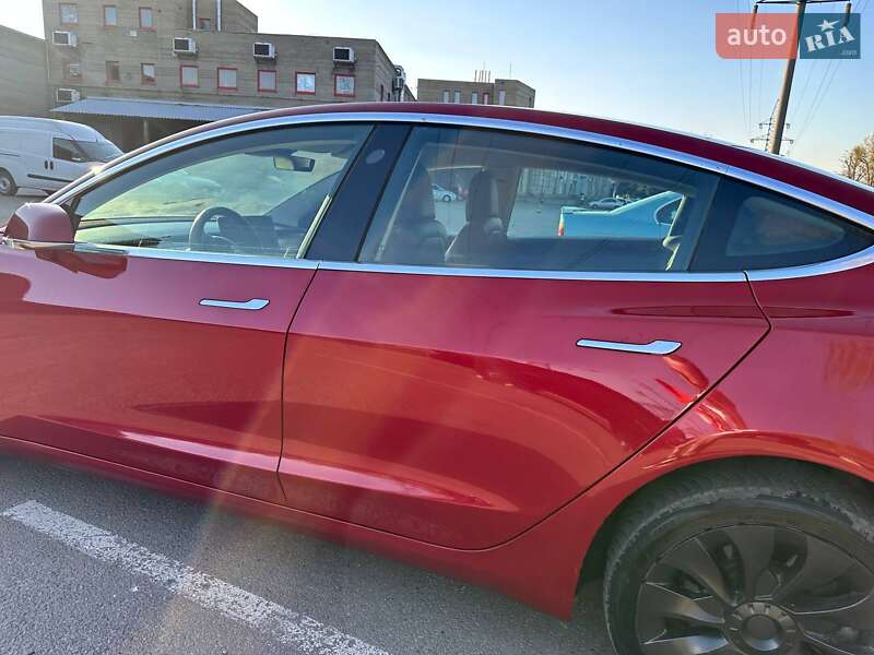 Седан Tesla Model 3 2019 в Днепре