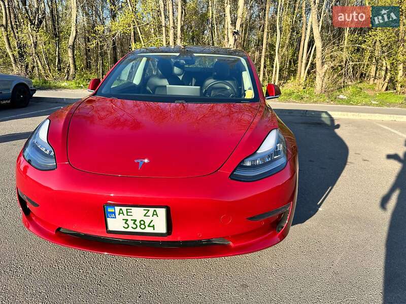 Седан Tesla Model 3 2019 в Днепре
