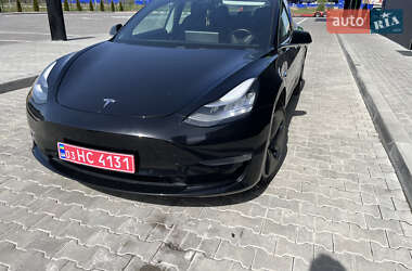 Седан Tesla Model 3 2019 в 