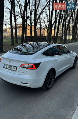 Седан Tesla Model 3 2018 в 