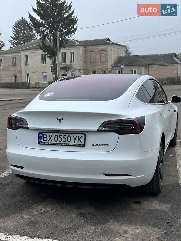 Седан Tesla Model 3 2018 в Хмельницькому