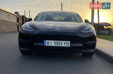 Седан Tesla Model 3 2019 в 