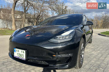 Седан Tesla Model 3 2018 в 
