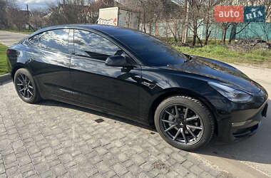 Седан Tesla Model 3 2018 в 