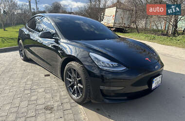 Седан Tesla Model 3 2018 в 