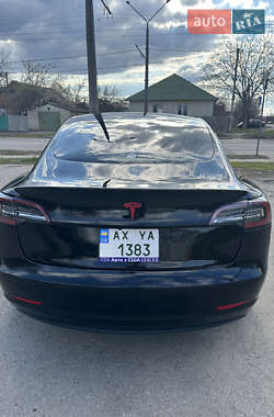Седан Tesla Model 3 2018 в 