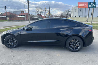 Седан Tesla Model 3 2018 в 