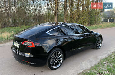 Седан Tesla Model 3 2019 в Ірпені