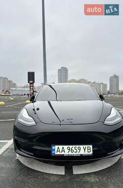 Седан Tesla Model 3 2019 в Києві